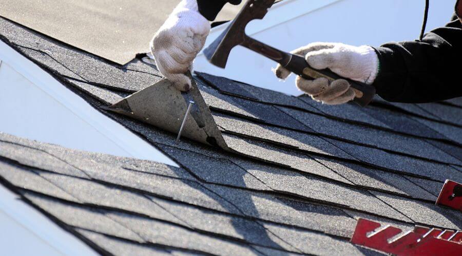 Professional gutter cleaning in Ravenna, MI